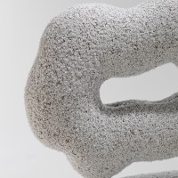 <a href="https://www.galeriegosserez.com/artistes/donnersberg-emma.html">Emma Donnersberg</a> - Cloud Chair Cirrus - Noyer/Ella
